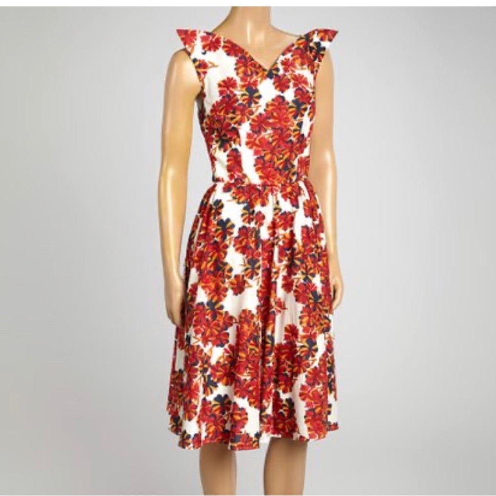 Safari Hat & clothing company Off-White & Red Floral Sleeveless Dress Size L